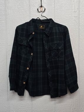Like New Size Large Green & Black Plaid Button-Up Shirt